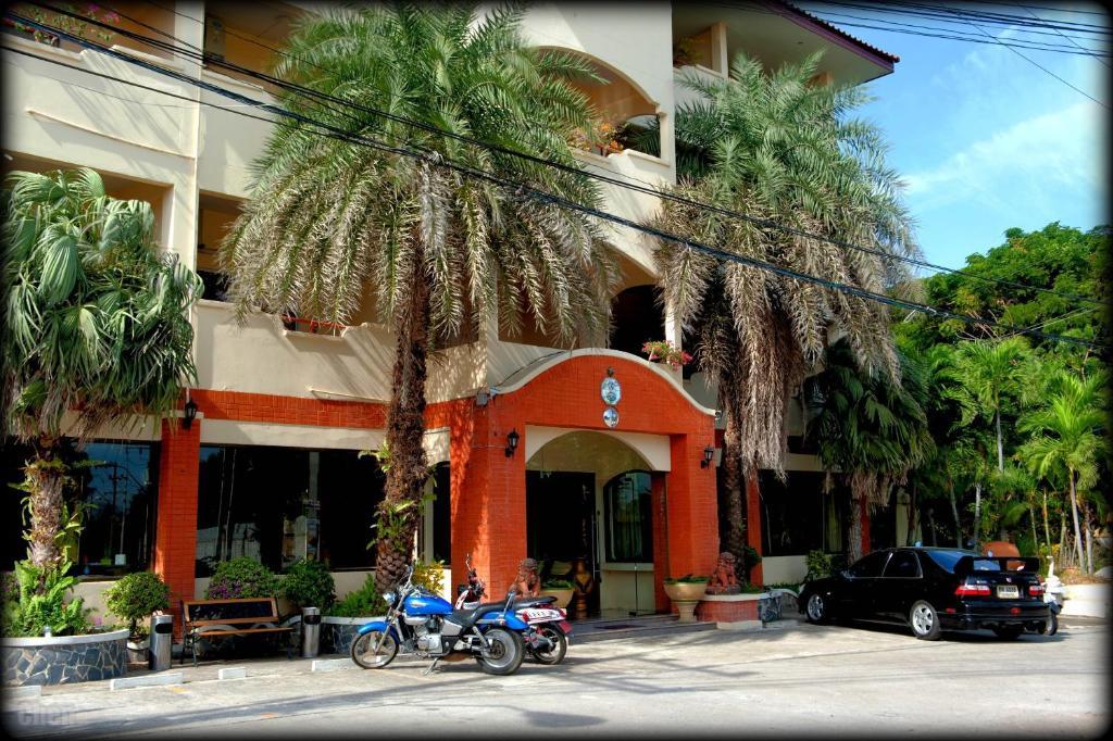 Thai Orange House Jomtien Beach Exterior photo